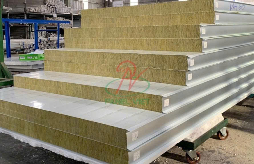 Trần Panel Rockwool Cho Xưởng Chế Biến Gỗ