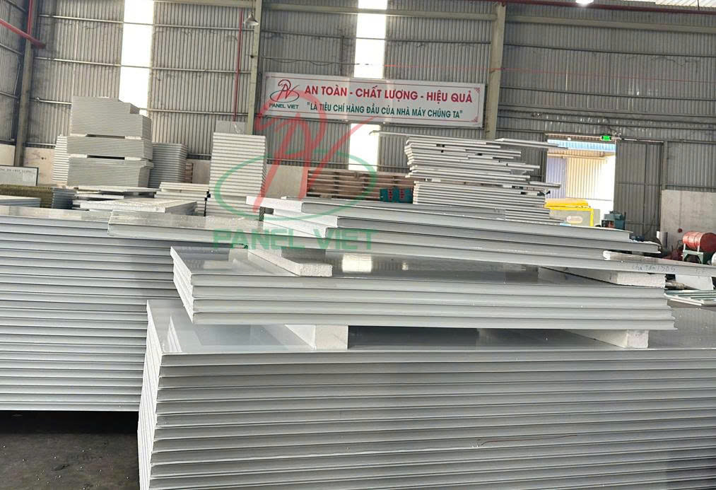 Panel 5cm làm văn phòng giá rẻ